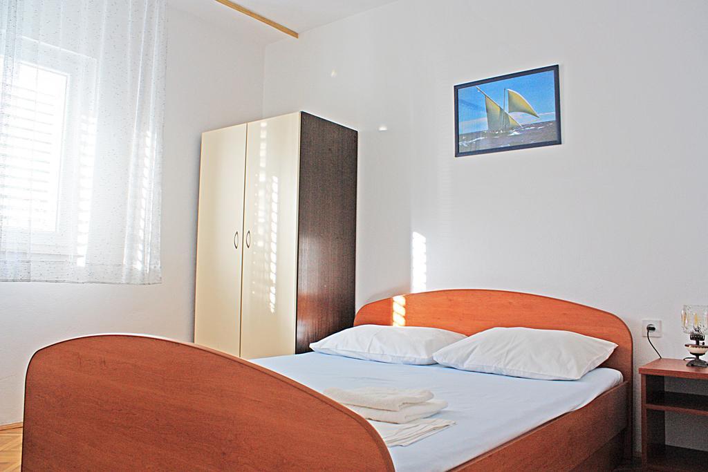 Bougainvillea Apartments Makarska Zewnętrze zdjęcie