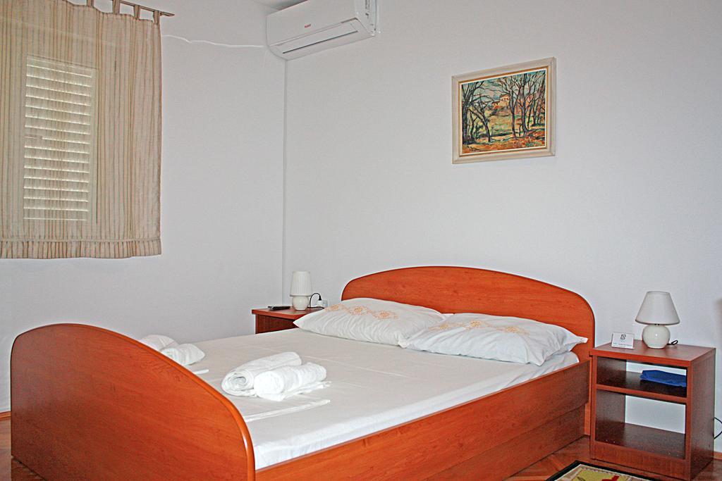 Bougainvillea Apartments Makarska Zewnętrze zdjęcie